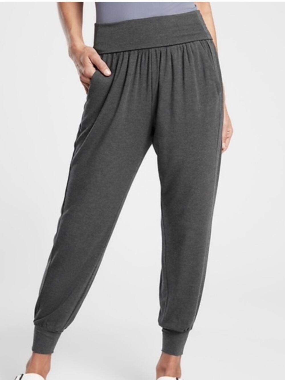 CAbi Relaxed High-Waist Charcoal Jogger Pants